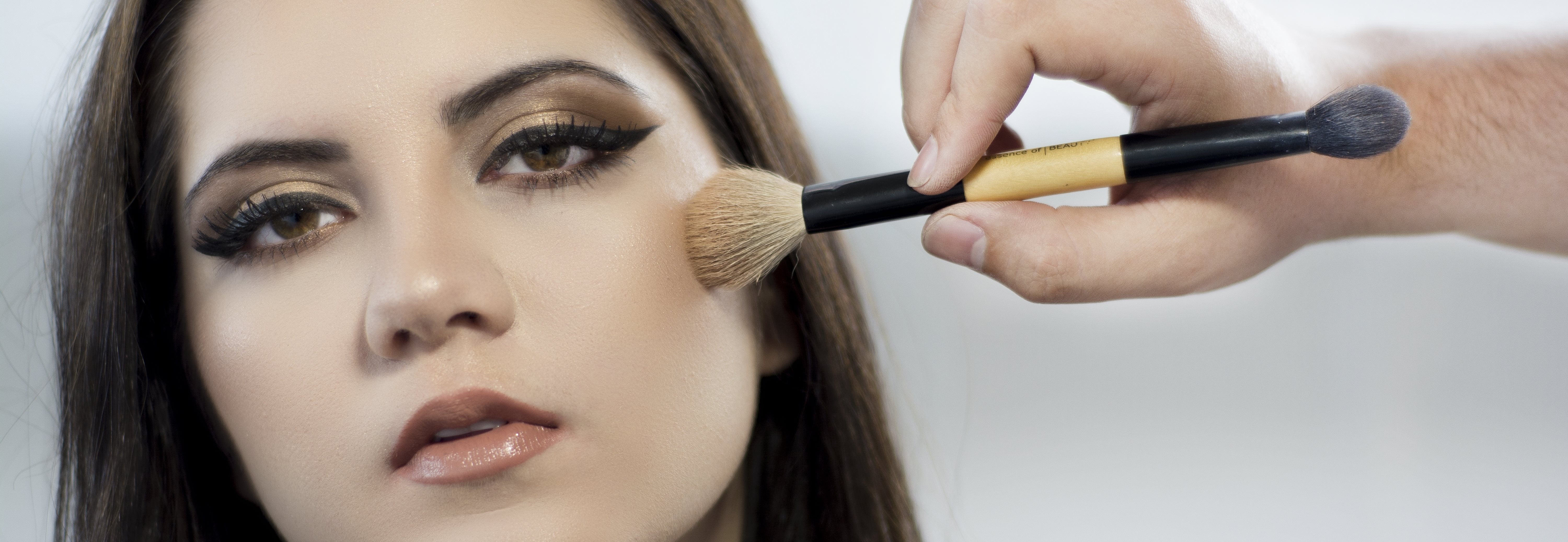 TUTORIAL: Kardashian’s MakeUp Inspiration
